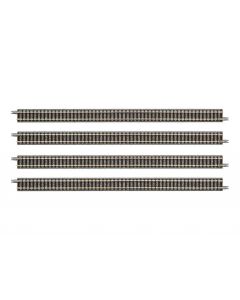 4 Gleise, gerade, in Schotterbettung, je 72,5 mm