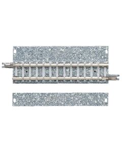 4 Gleise, gerade mit breiter Schotterbettung, je 70 mm